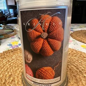 Pumpkin peppercorn candle